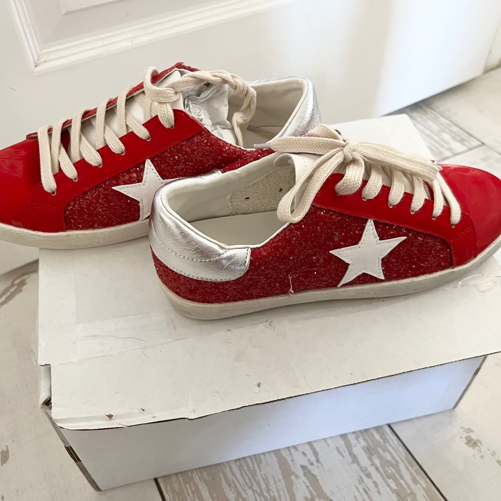 Sneakers